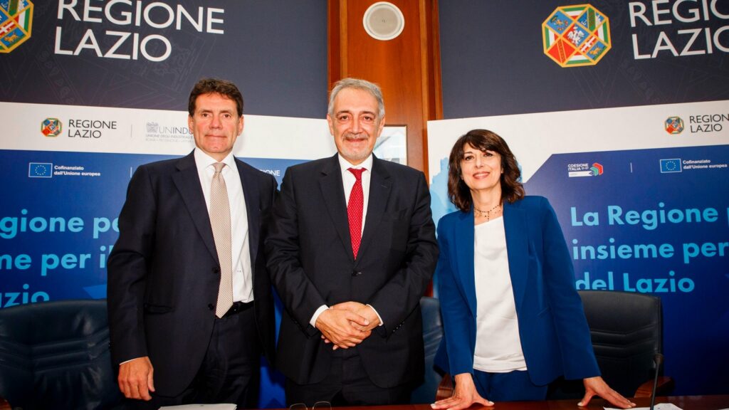 Il presidente di Unindustria Giuseppe Biazzo, il presidente della Regione Lazio Francesco Rocca e la vicepresidente della Regione Lazio Roberta Angelilli