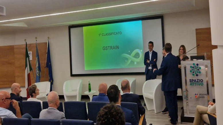 Foto premiazione Call4Circular: premiato GSTRAIN